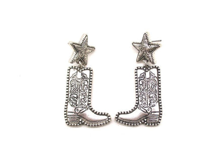 WSETERN BOOTS ENGRAVED DANGLE EARRINGS