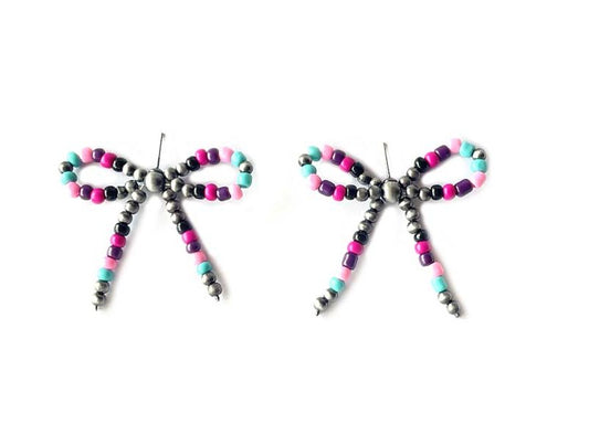 Navajo Pearl Ribbon Stud Earring