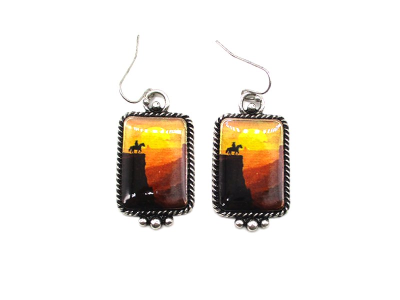 Western Theme Print Dangle Earring