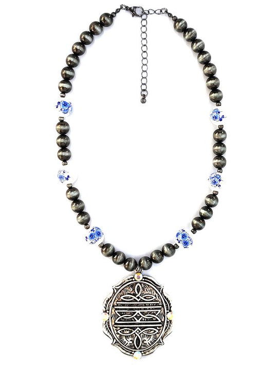 Western Boot Stitch Navajo Pearl Necklace