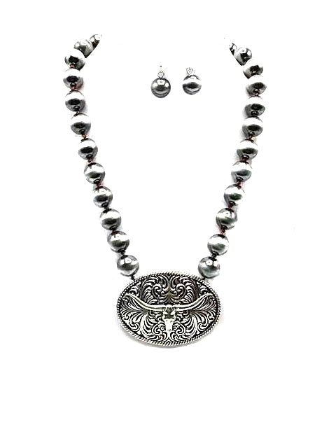 Western Longhorn Pearl Necklace